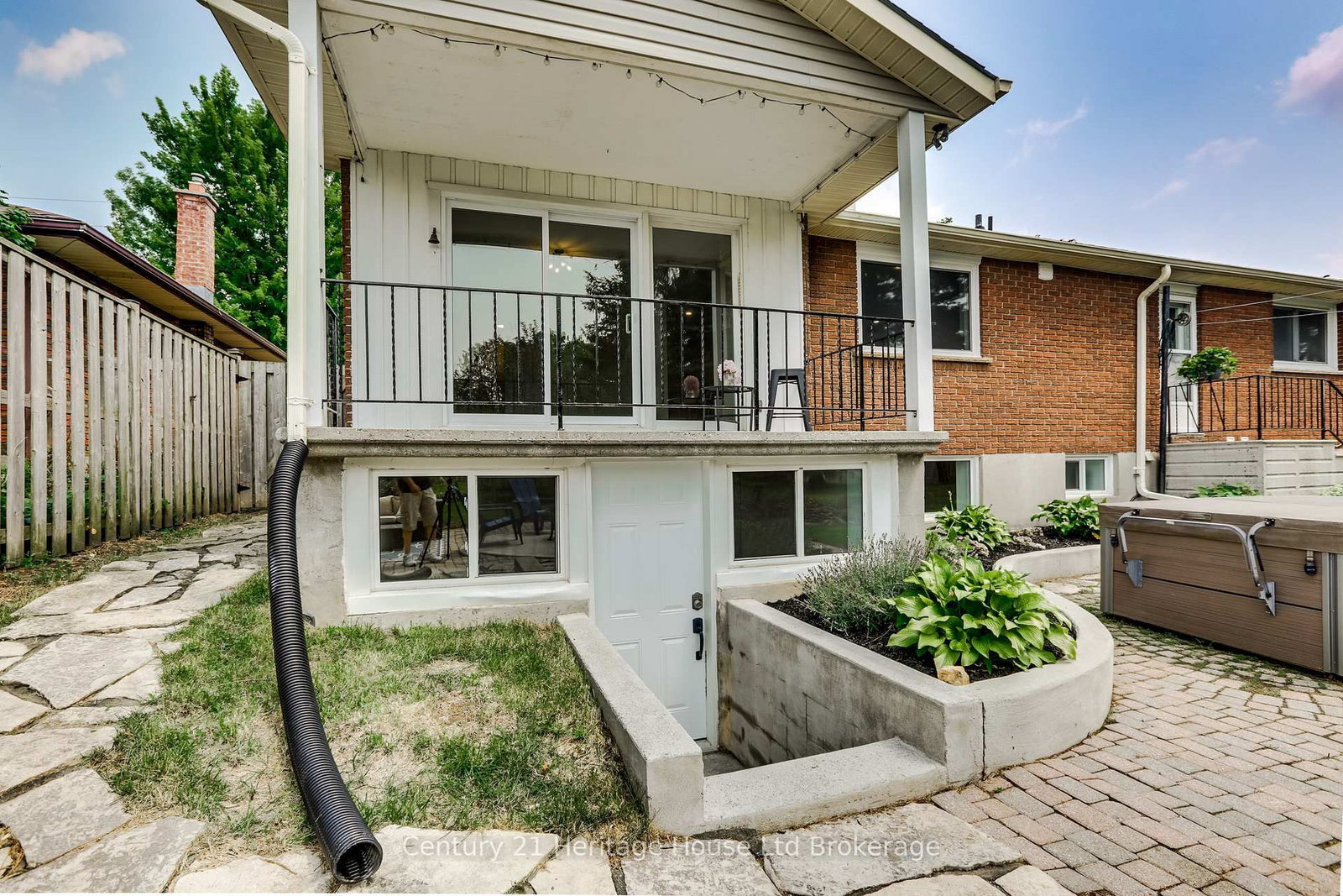 98 Maud Street • Woodstock, ON photo 45