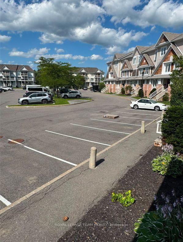 100 Brentmore Private