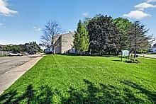 201 - 820 Laurier Boulevard N