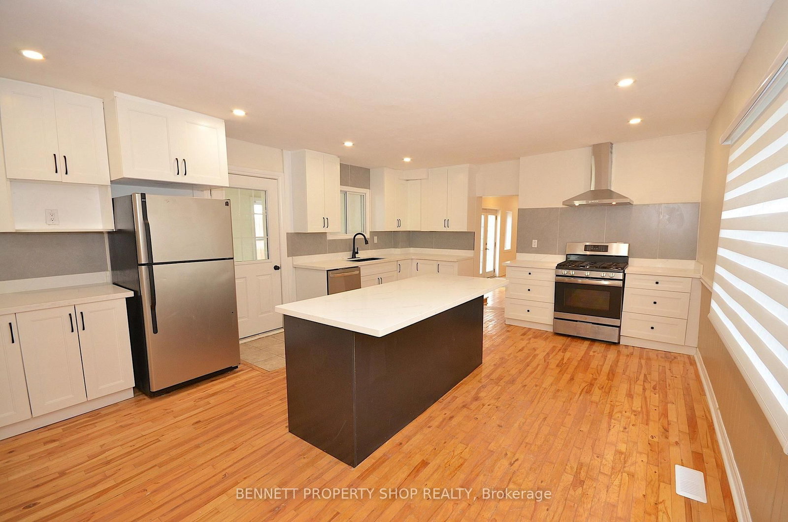 15 Daniel Street N • Arnprior, ON photo 11