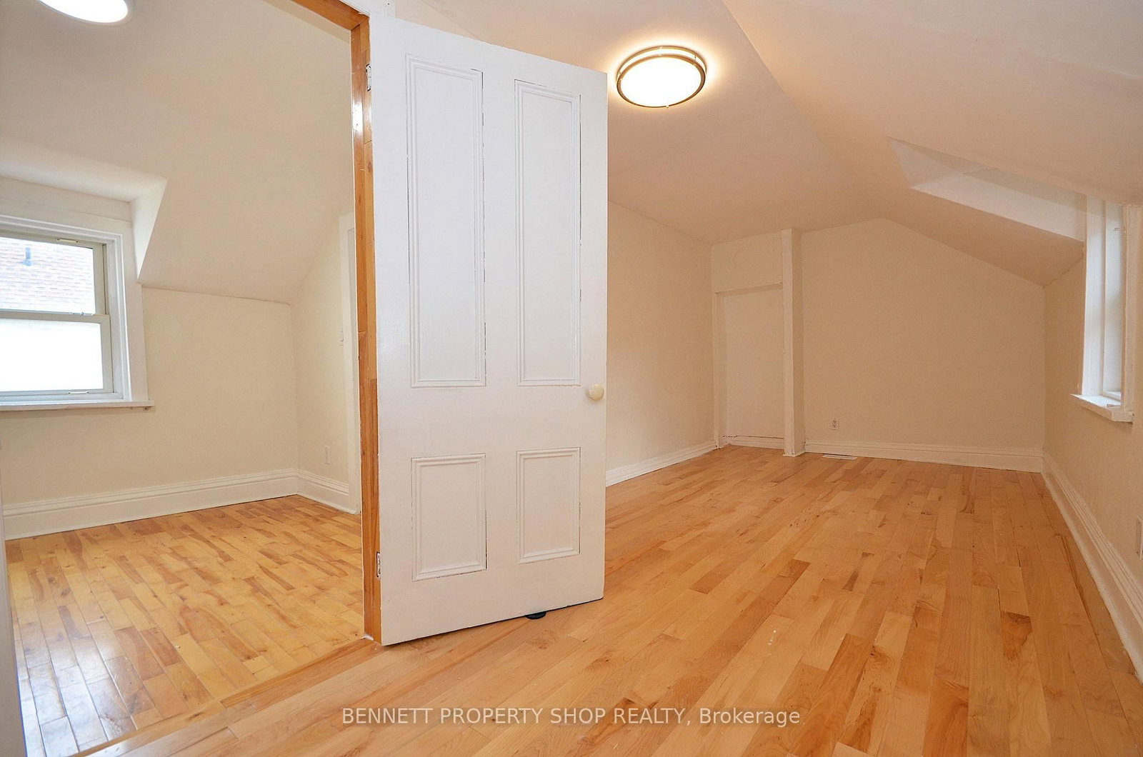15 Daniel Street N • Arnprior, ON photo 28