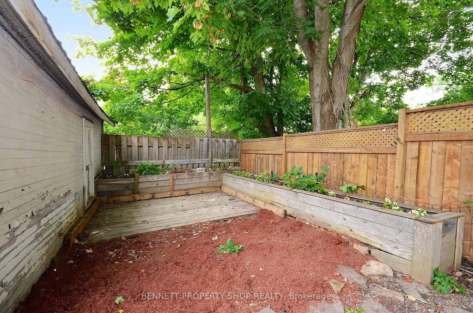 15 Daniel Street N • Arnprior, ON photo 37