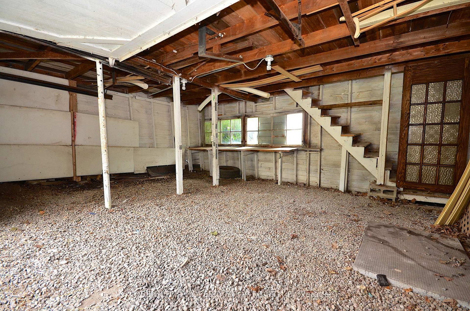 15 Daniel Street N • Arnprior, ON photo 40