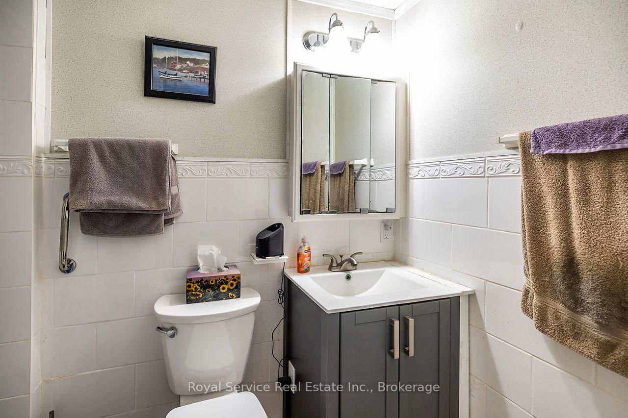 16 Vista Drive • Kawartha Lakes, ON photo 14