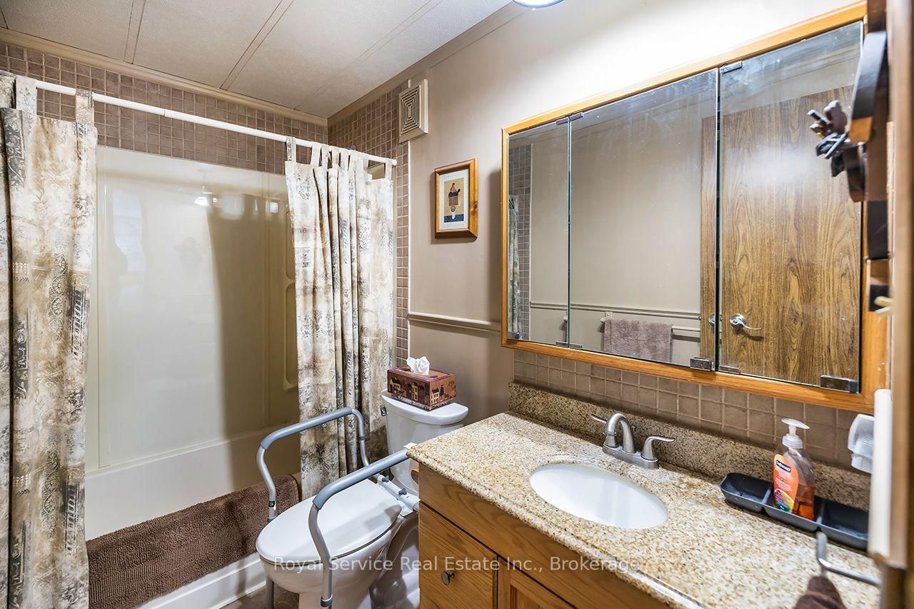 16 Vista Drive • Kawartha Lakes, ON photo 17