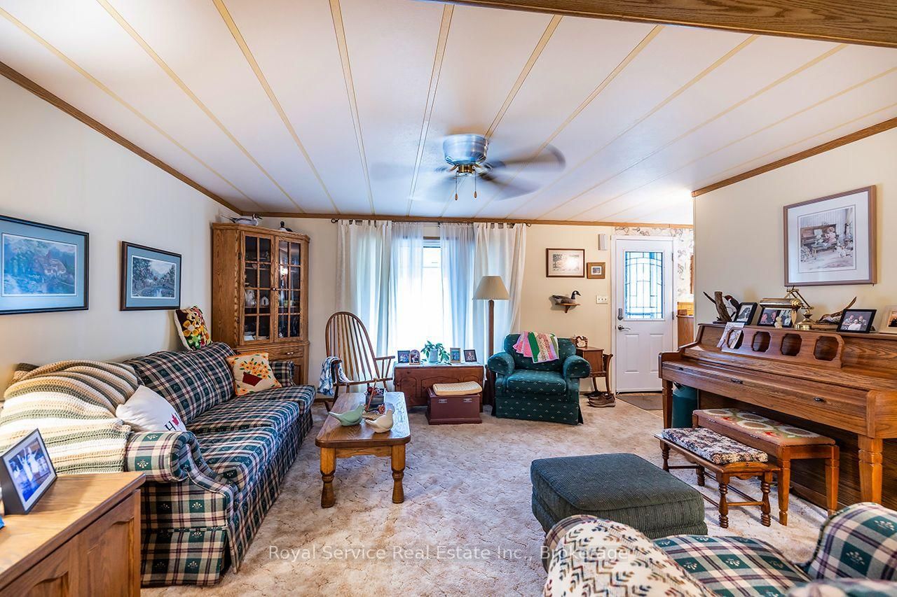 16 Vista Drive • Kawartha Lakes, ON photo 6