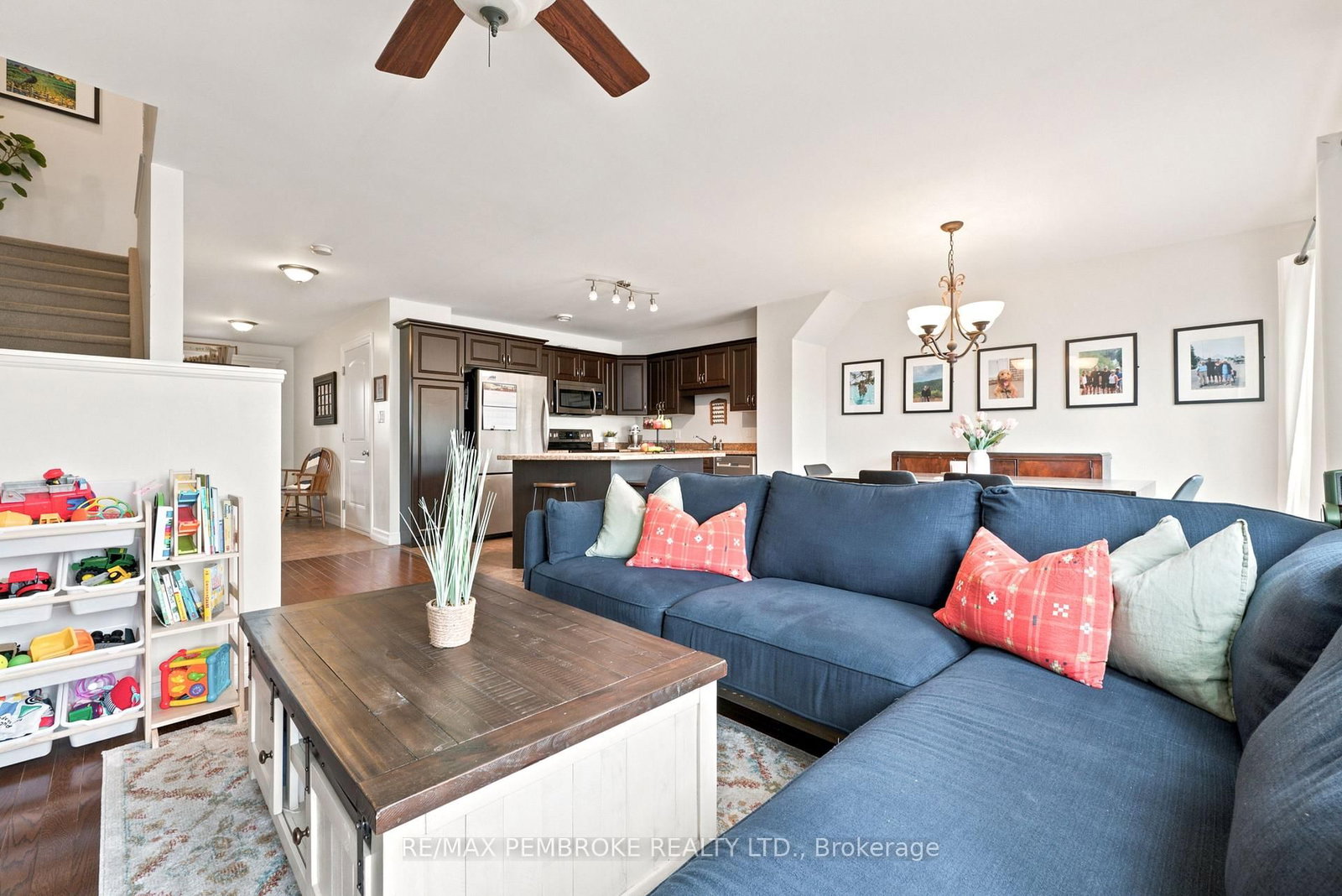 3003 Sandstone Crescent • Petawawa, ON photo 18