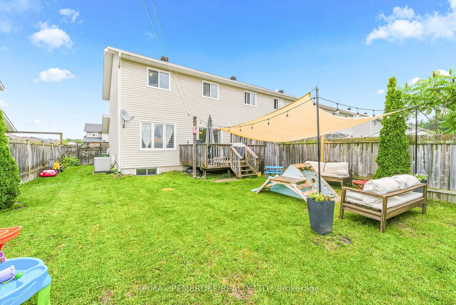 3003 Sandstone Crescent • Petawawa, ON photo 42