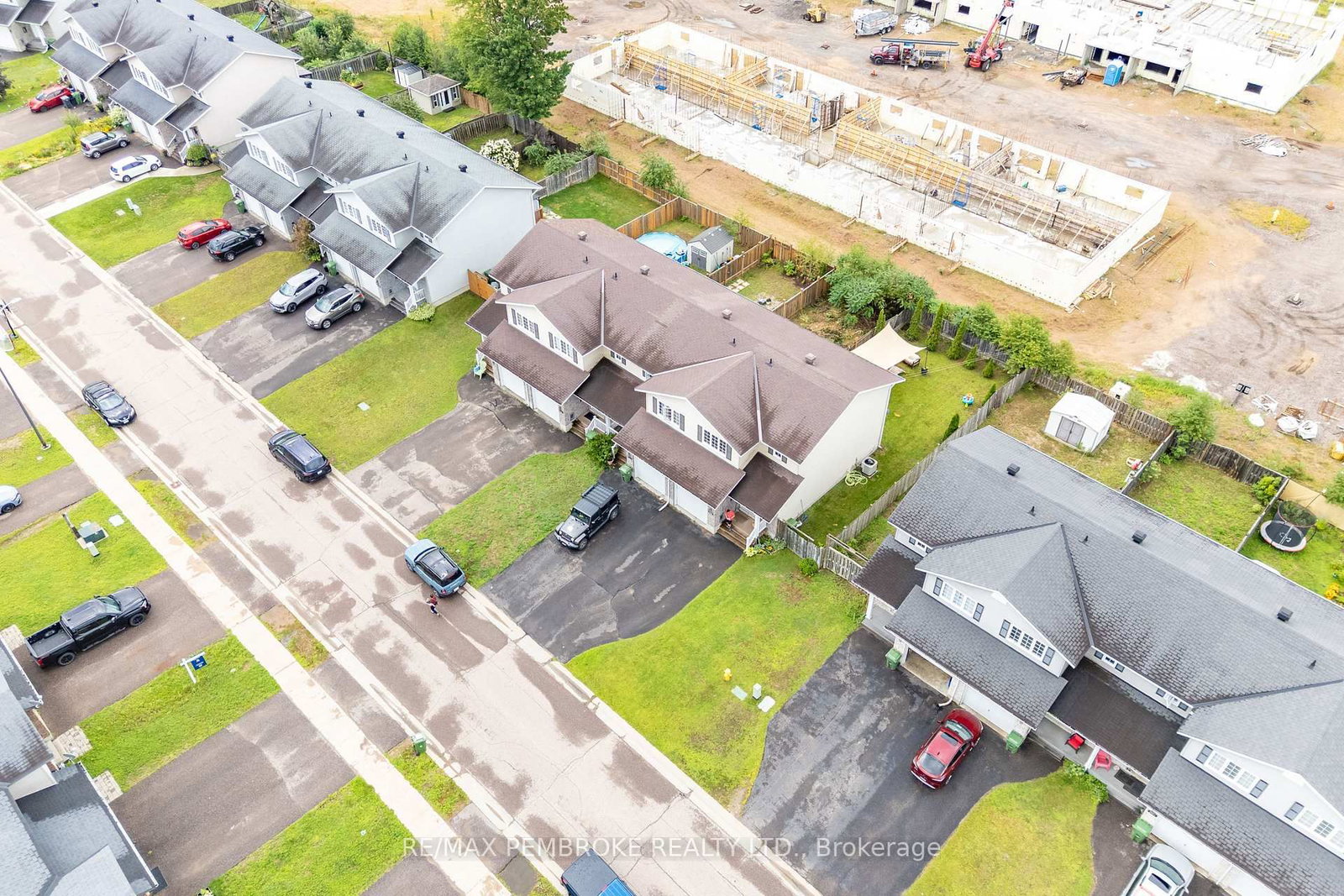 3003 Sandstone Crescent • Petawawa, ON photo 45