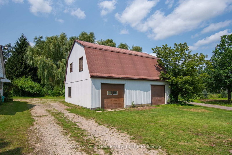 1310 Snyders Road E