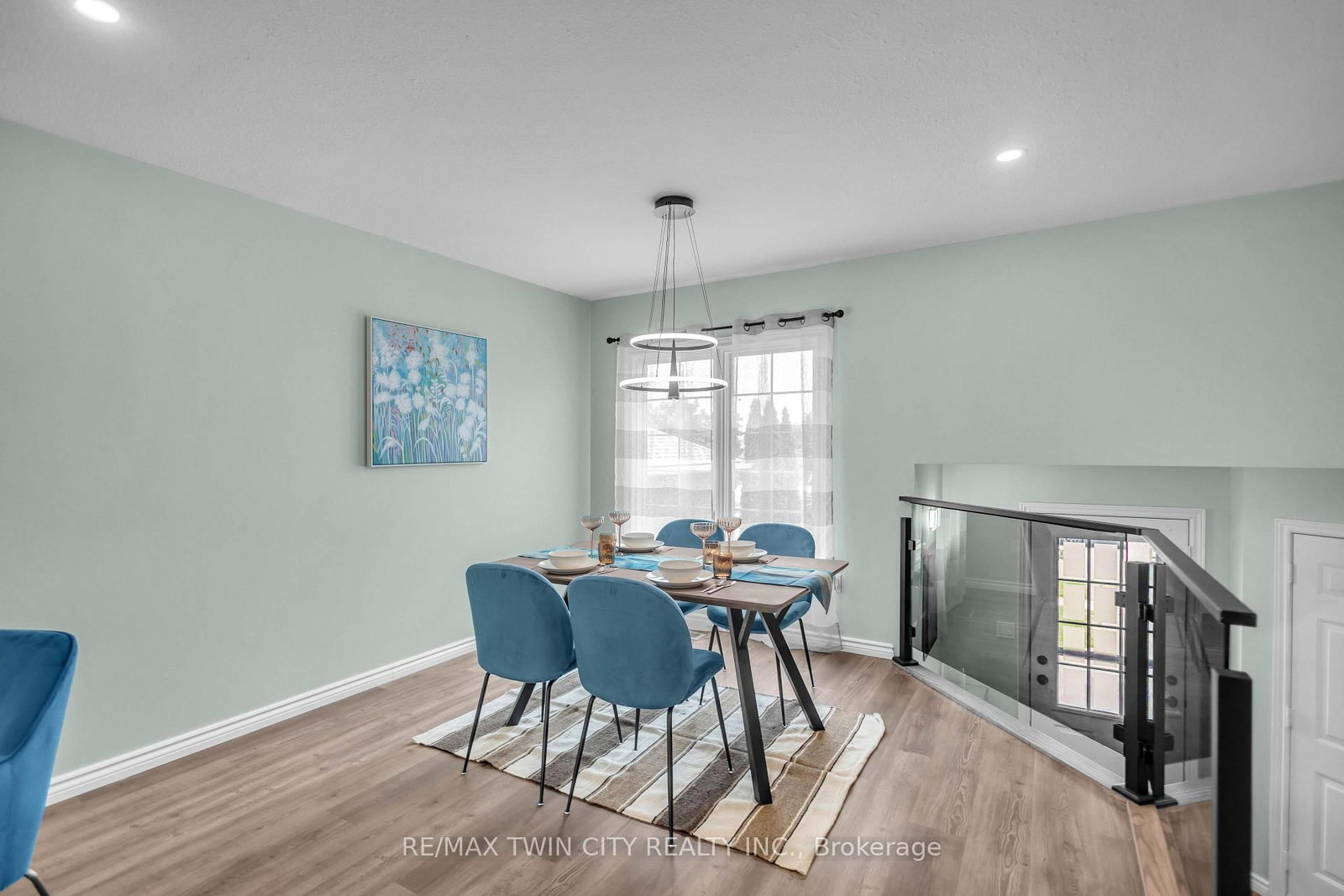 4 Dowden Avenue • Brantford, ON photo 11