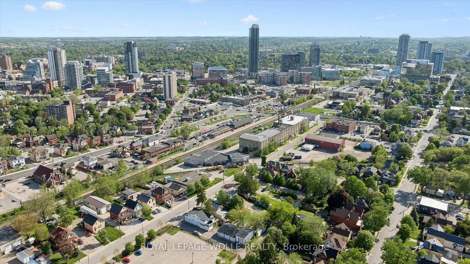 202 Breithaupt Street • Kitchener, ON photo 15