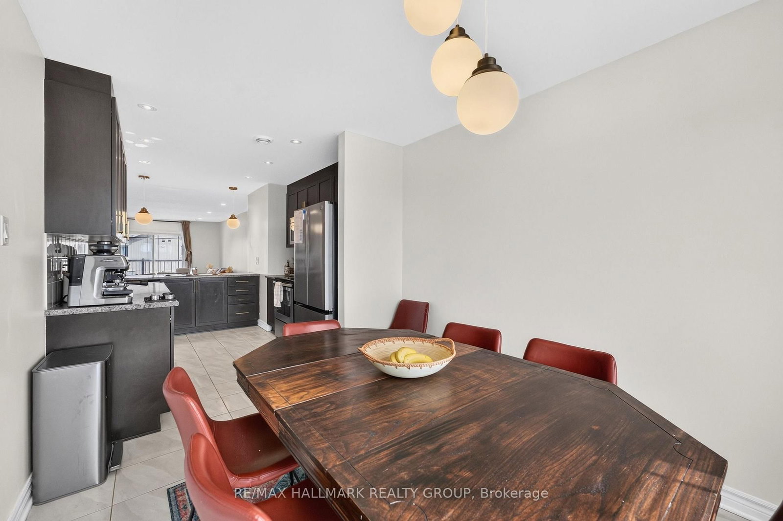 192 Springbeauty Avenue • #7 • Ottawa, ON photo 23