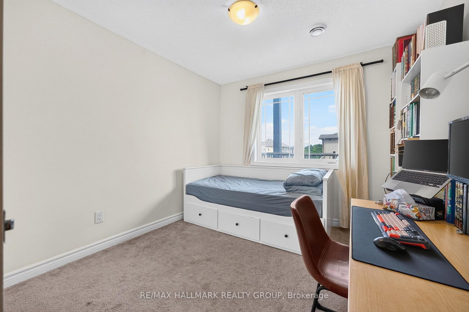 192 Springbeauty Avenue • #7 • Ottawa, ON photo 30