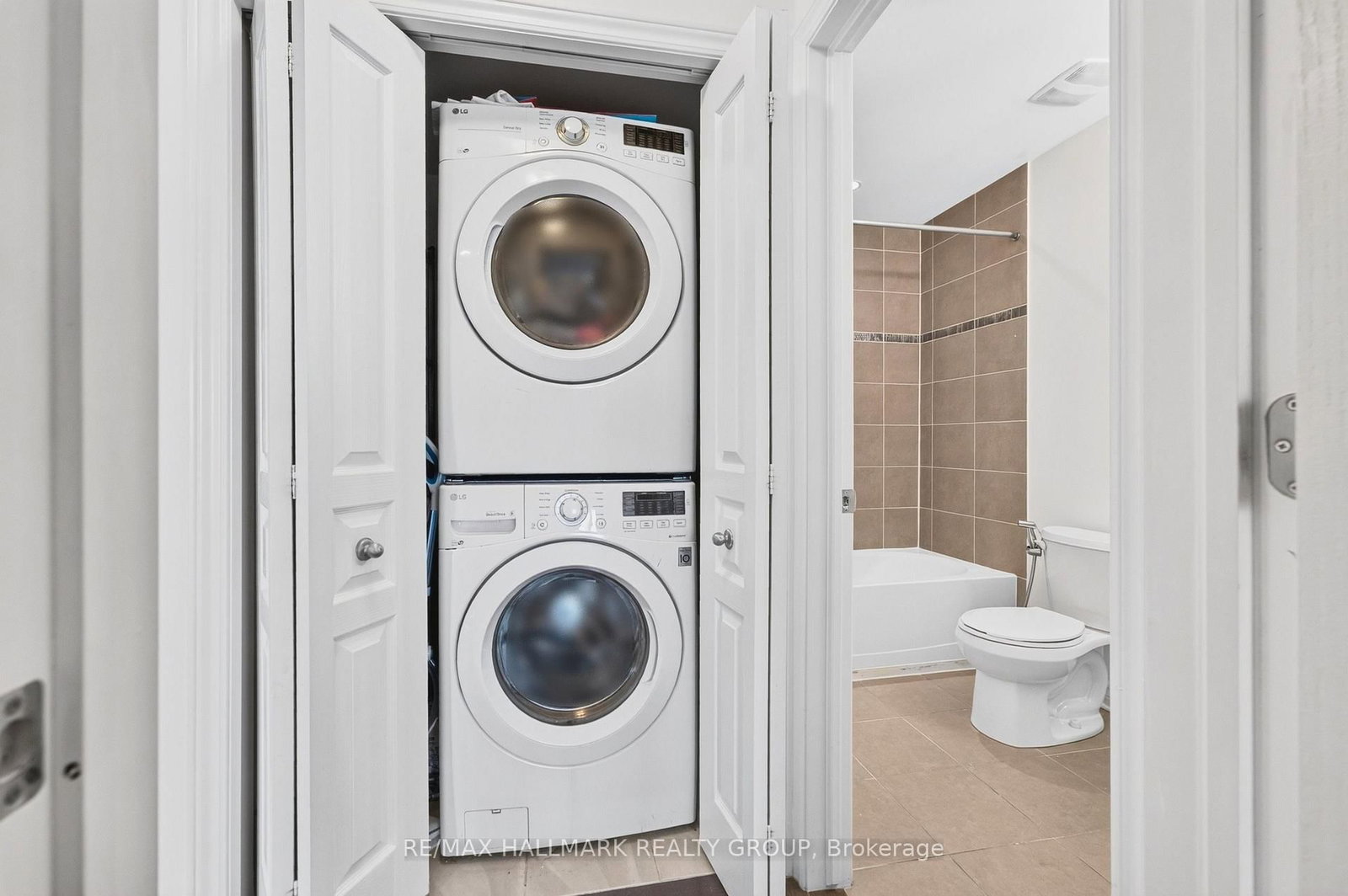 192 Springbeauty Avenue • #7 • Ottawa, ON photo 33