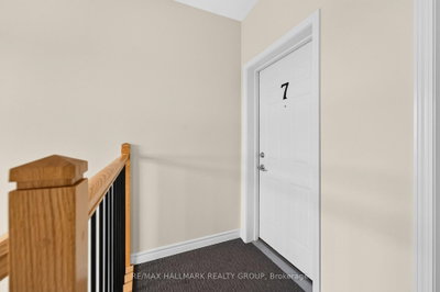 192 Springbeauty Avenue • #7 • Ottawa, ON photo 5