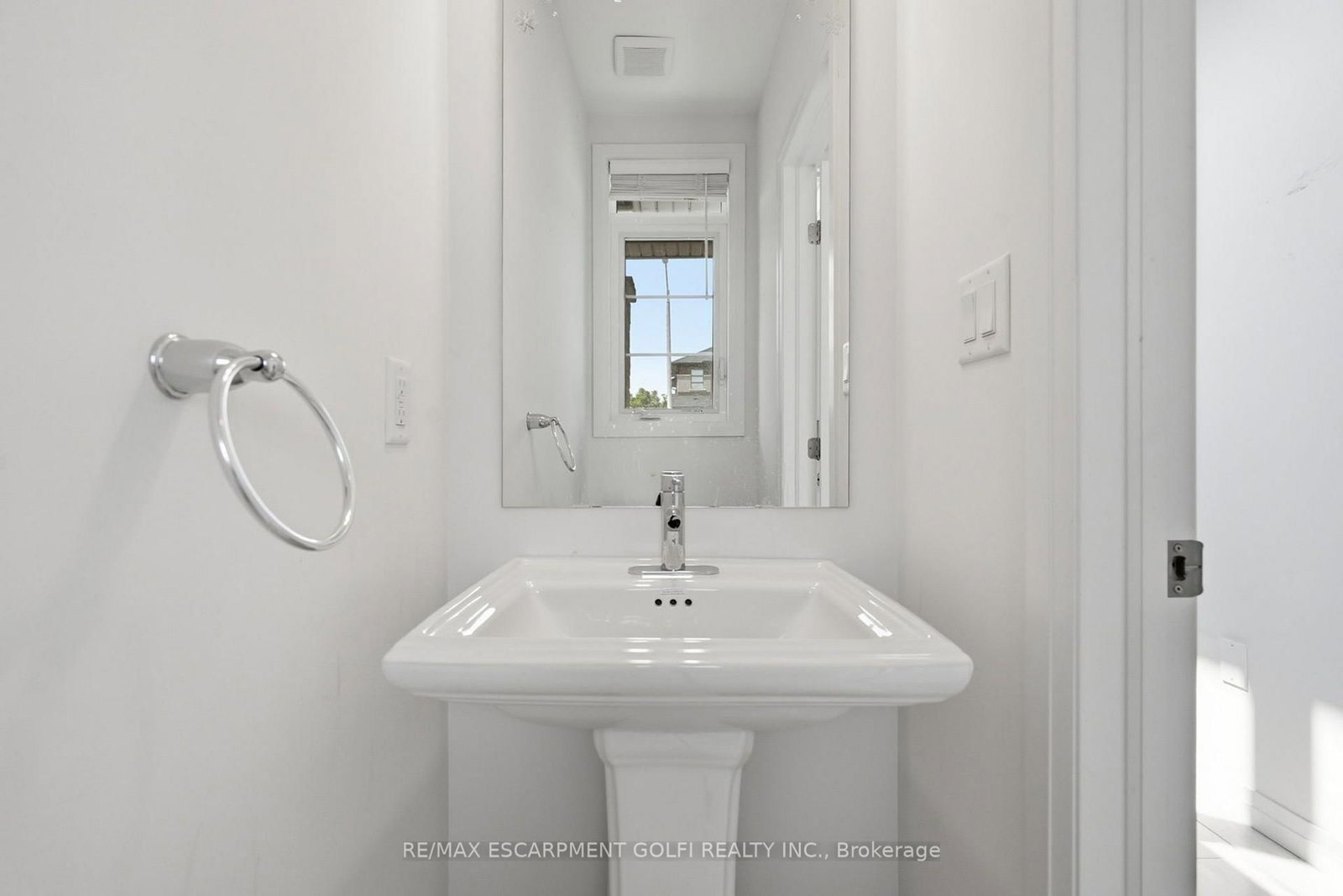 3996 CROWN Street • Lincoln, ON photo 6