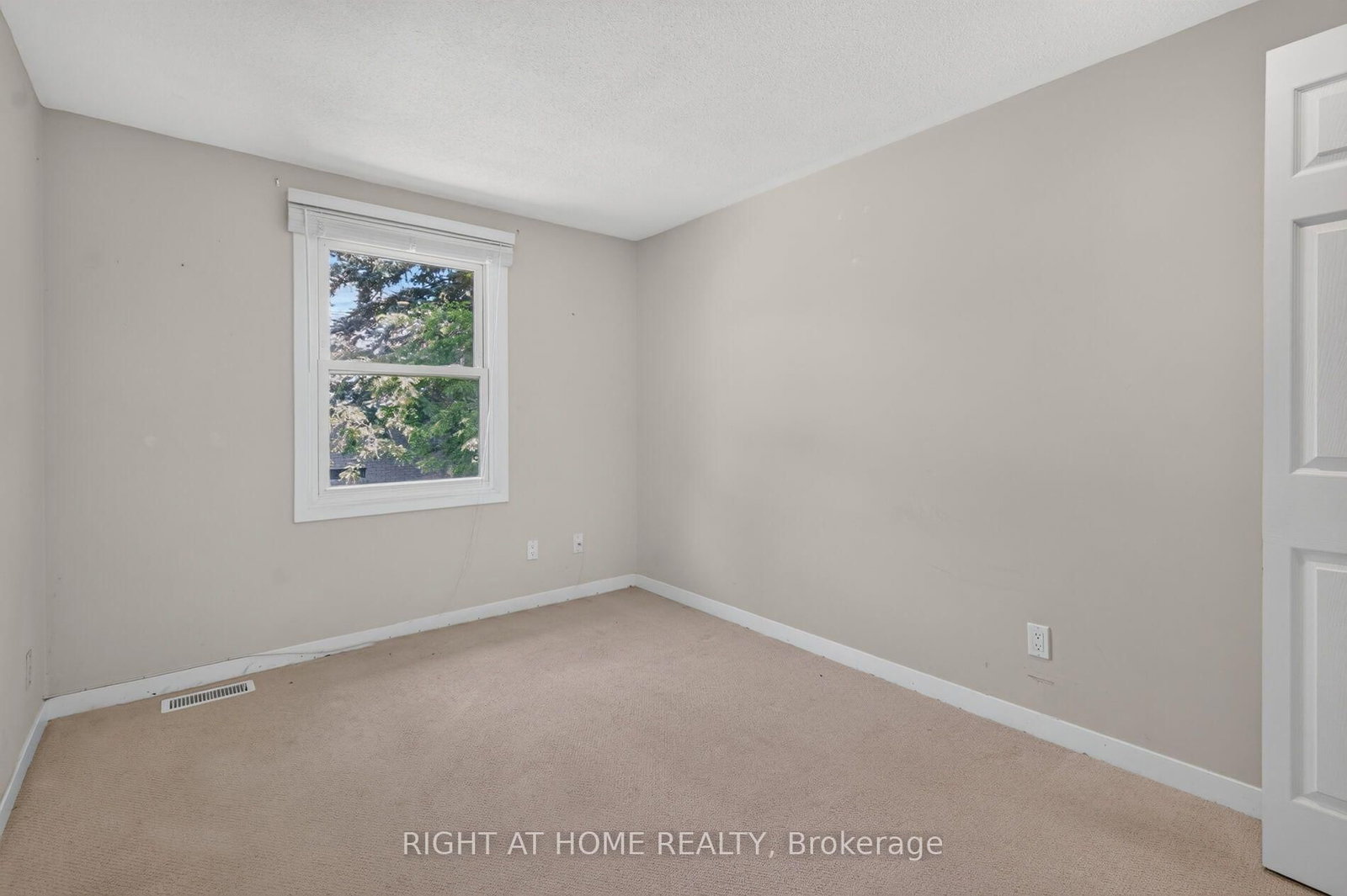 215 Glamis Road • #11 • Cambridge, ON photo 16