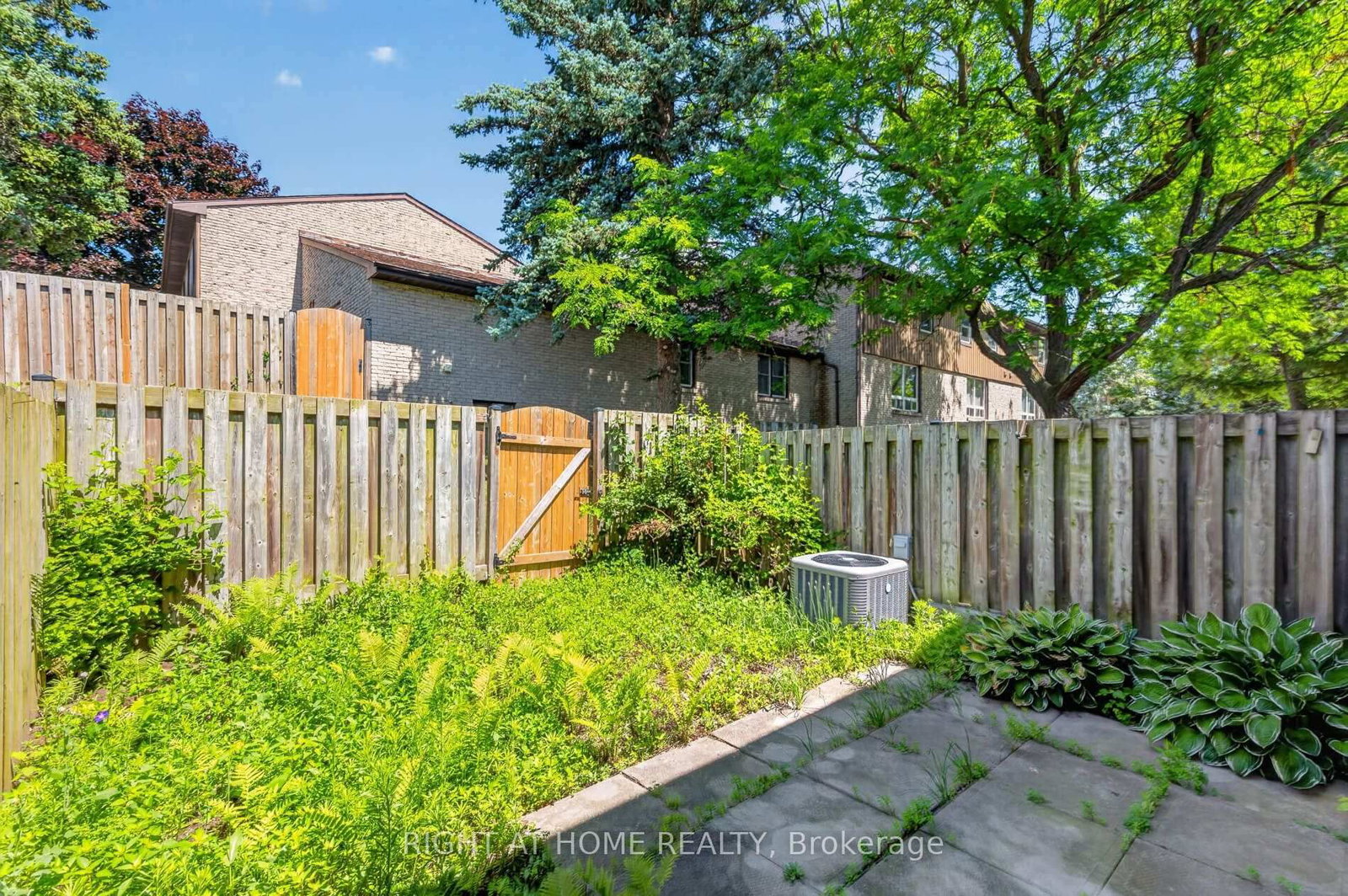 215 Glamis Road • #11 • Cambridge, ON photo 27
