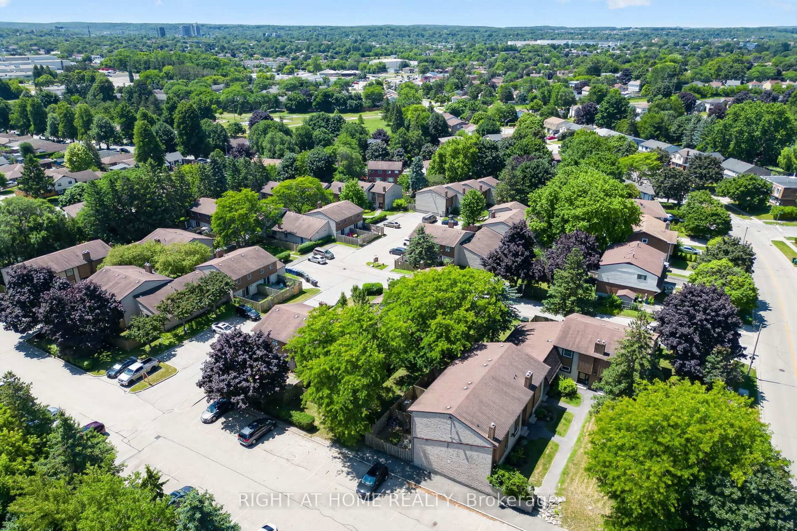 215 Glamis Road • #11 • Cambridge, ON photo 31