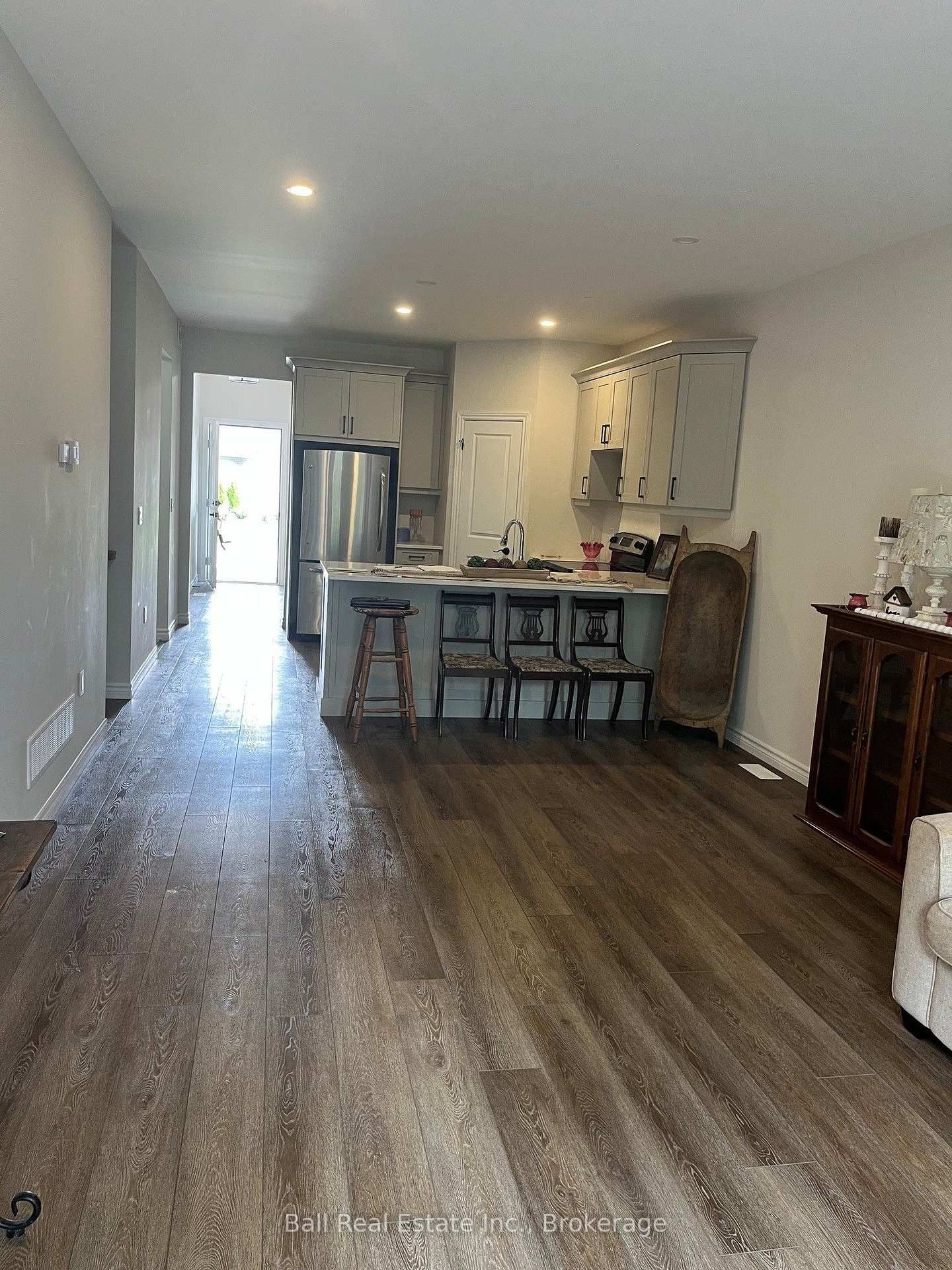13 Carrick Street S • Stirling, ON photo 6