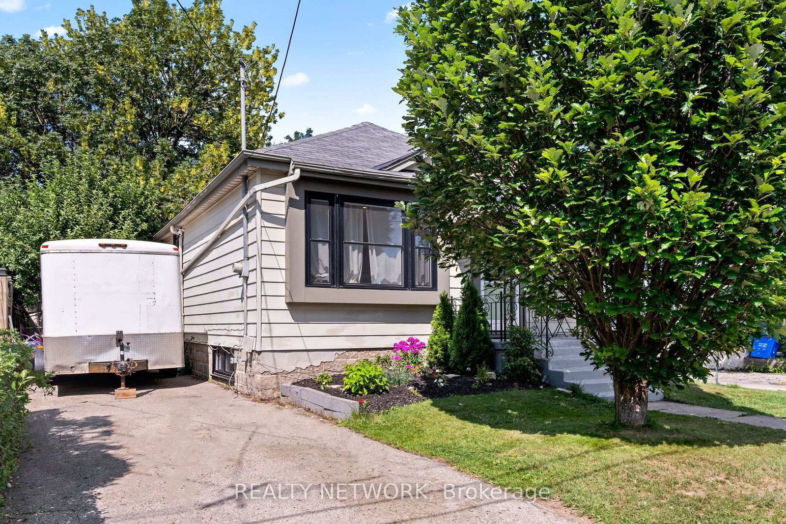 197 Crockett Street • Hamilton, ON photo 3
