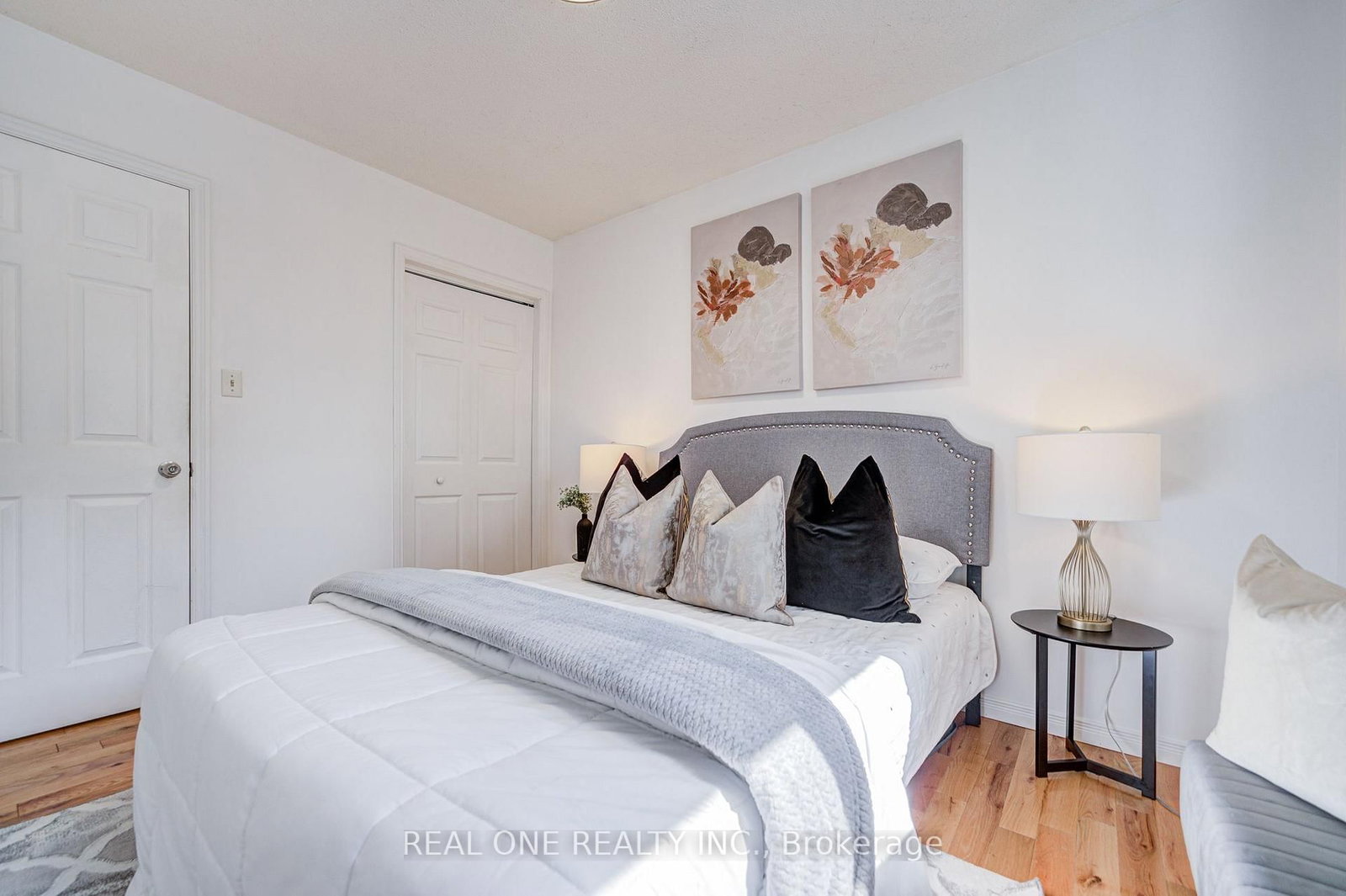 232 Clifton Downs Road • Hamilton, ON photo 27