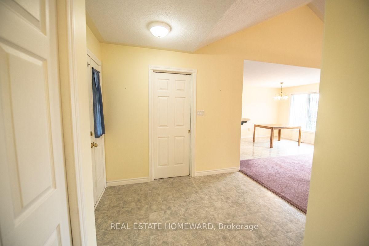 1235 Flood's Drive • Selwyn, ON photo 11