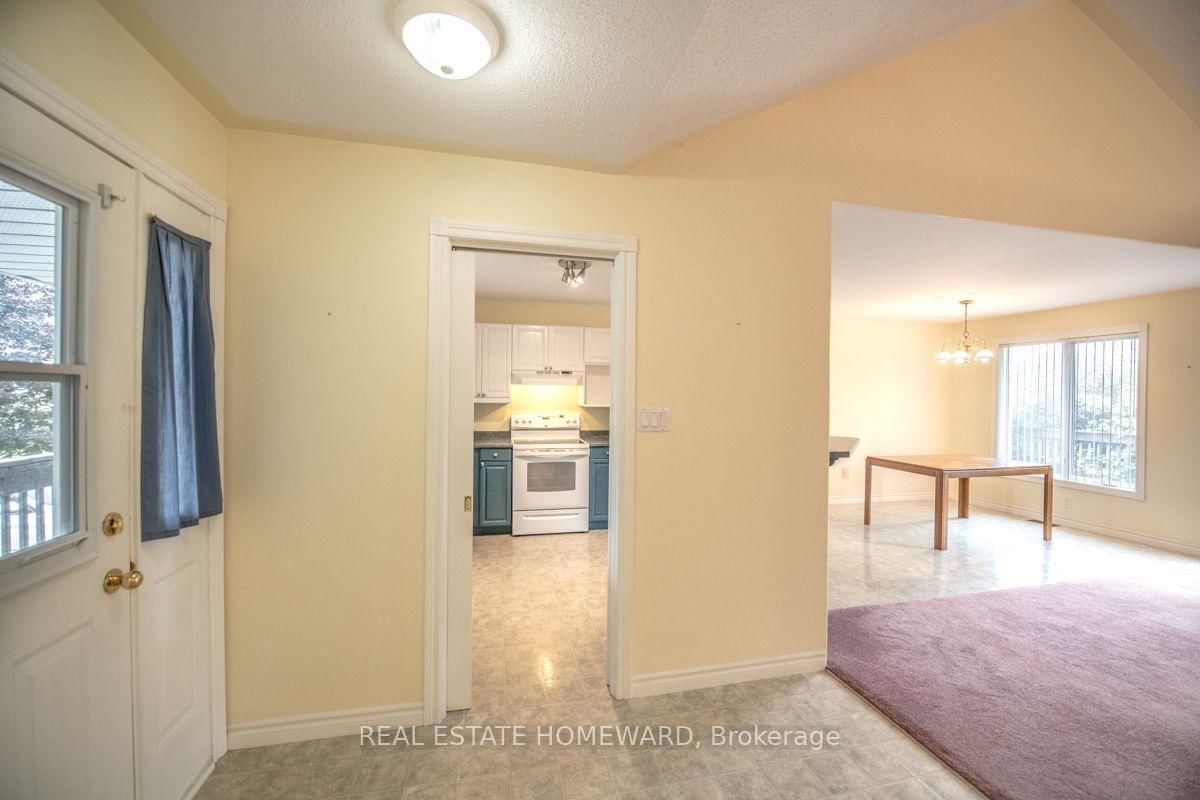 1235 Flood's Drive • Selwyn, ON photo 14
