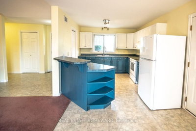 1235 Flood's Drive • Selwyn, ON photo 6