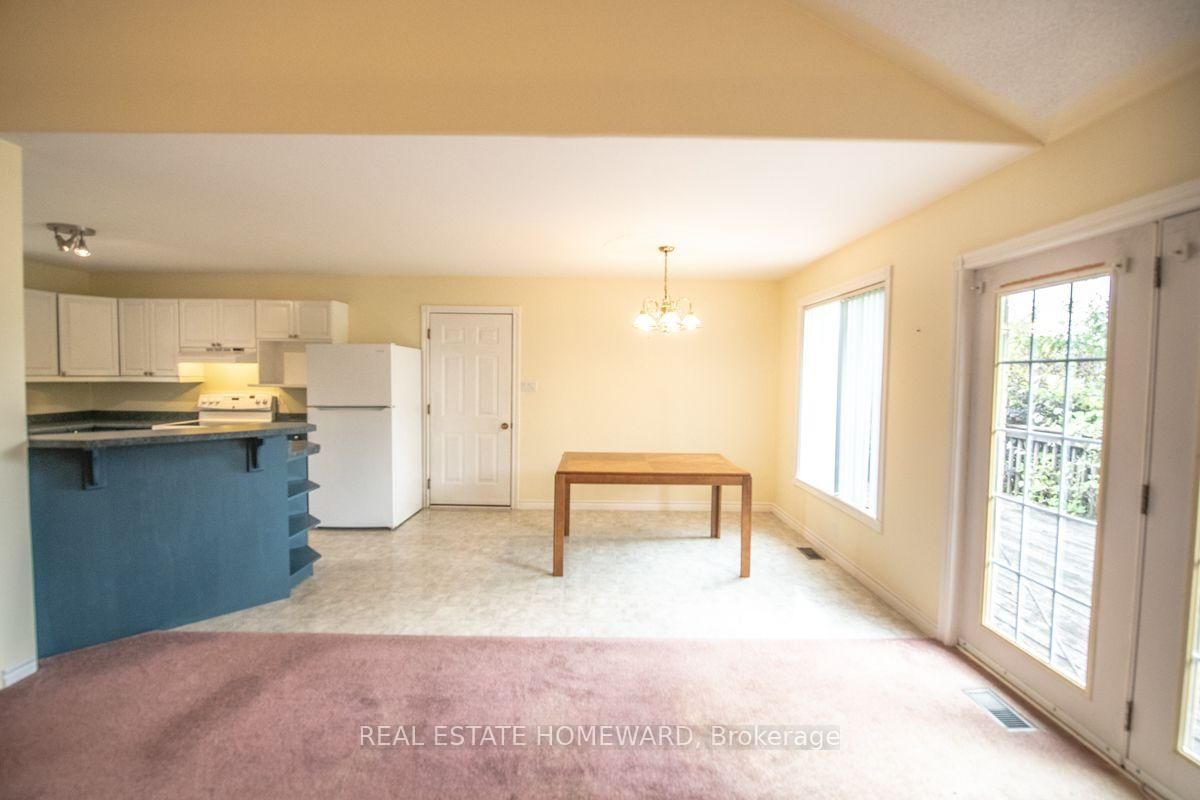 1235 Flood's Drive • Selwyn, ON photo 9