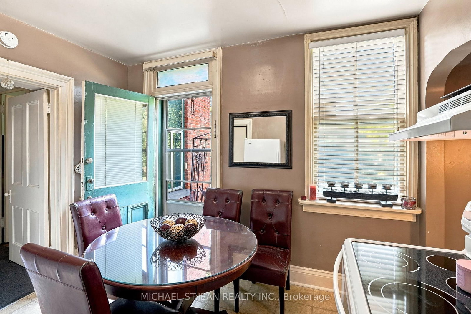 132 Emerald Street S • Hamilton, ON photo 17