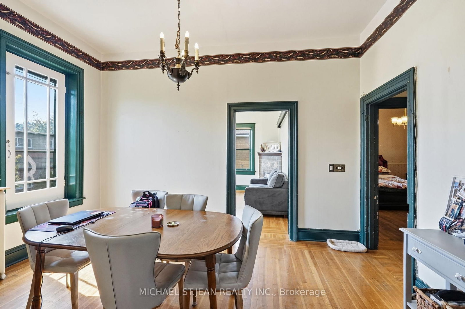 132 Emerald Street S • Hamilton, ON photo 27