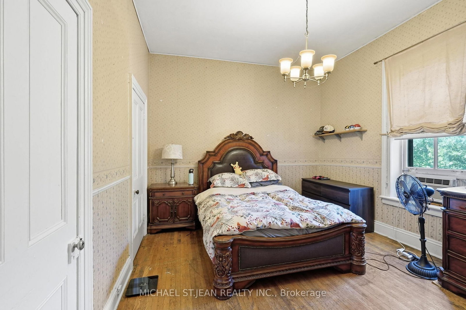 132 Emerald Street S • Hamilton, ON photo 40
