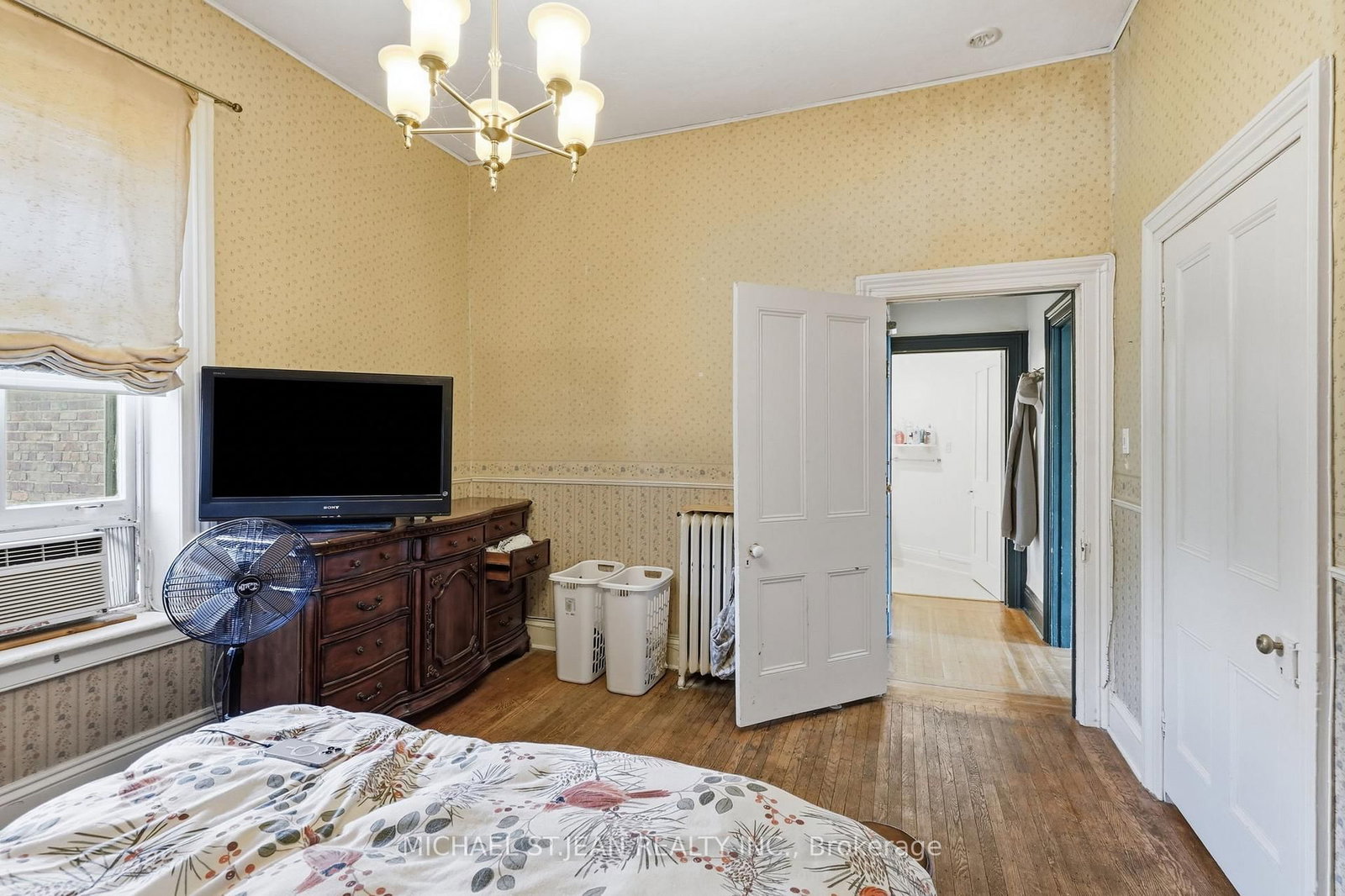 132 Emerald Street S • Hamilton, ON photo 41