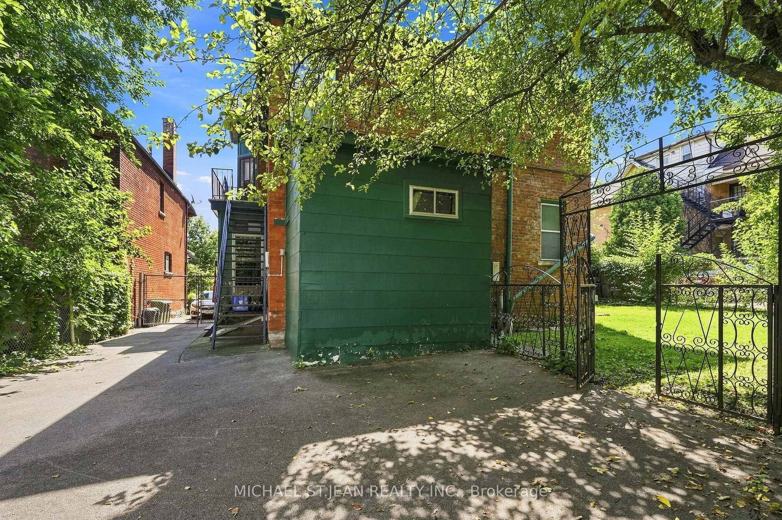 132 Emerald Street S • Hamilton, ON photo 44