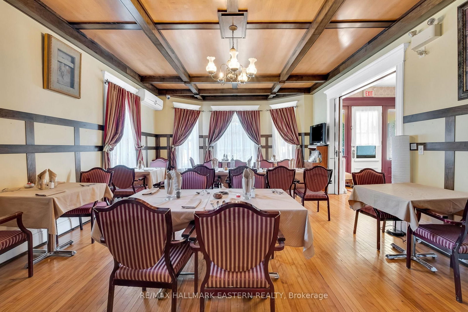 29 Bursthall Street • Limoges, ON photo 13