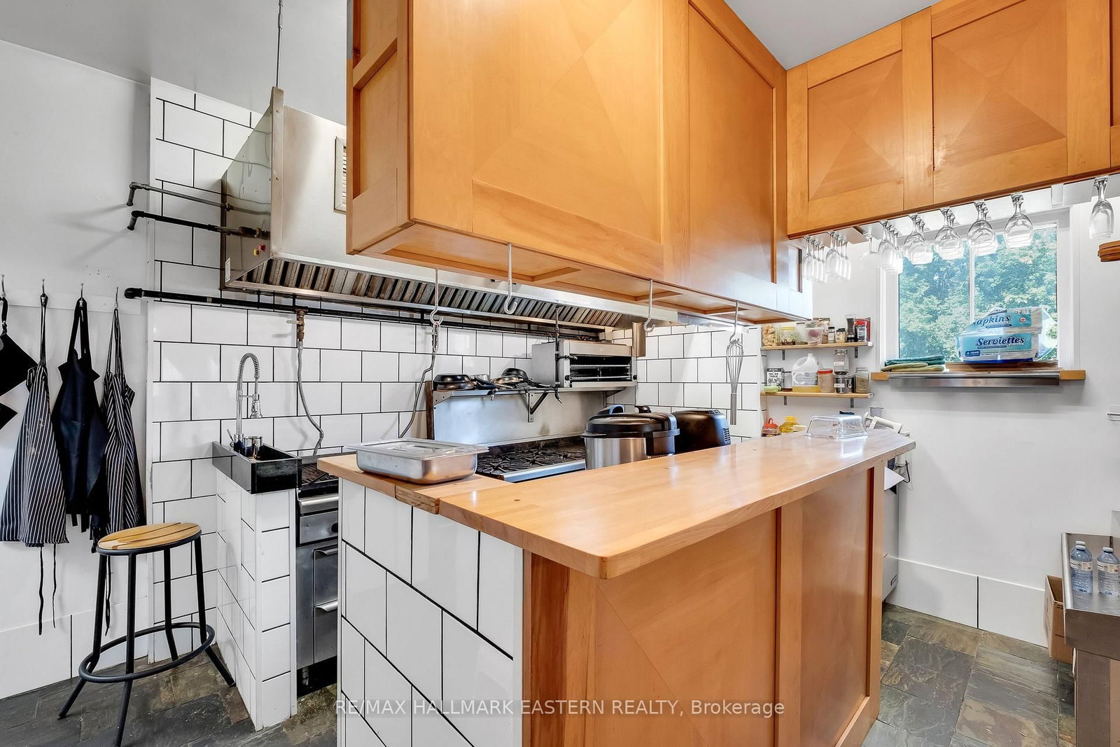 29 Bursthall Street • Limoges, ON photo 14