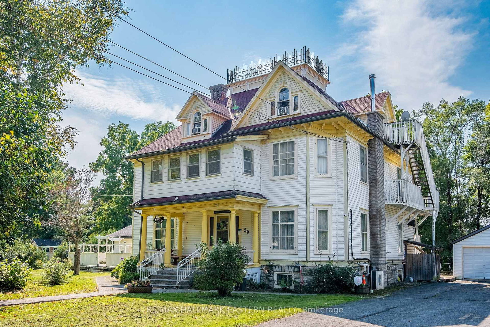 29 Bursthall Street • Limoges, ON photo 2