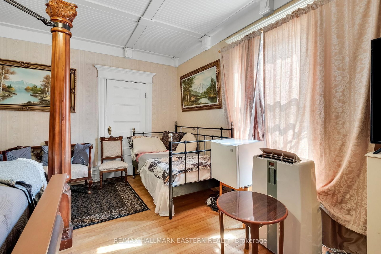 29 Bursthall Street • Limoges, ON photo 25