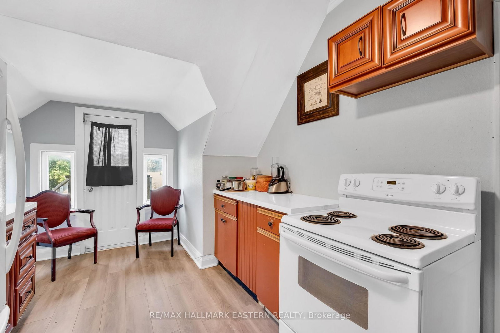 29 Bursthall Street • Limoges, ON photo 36