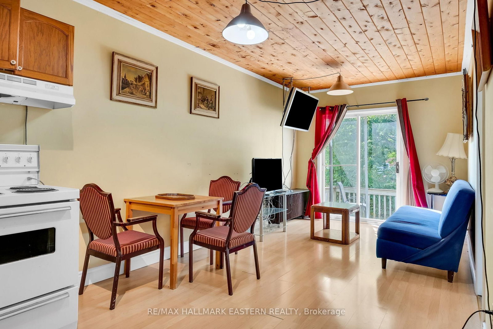 29 Bursthall Street • Limoges, ON photo 43