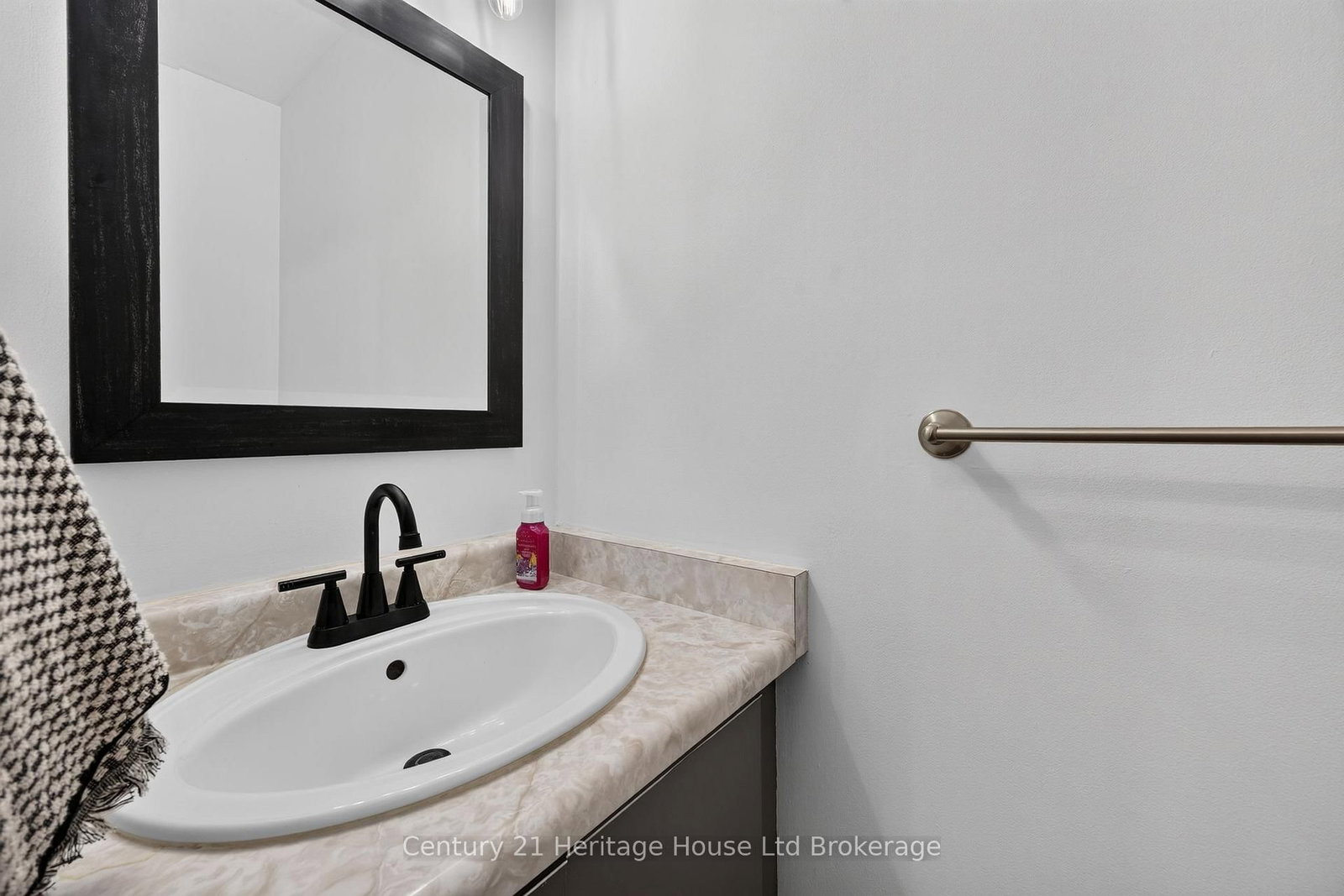 1115 Nellis Street • #33 • Woodstock, ON photo 13