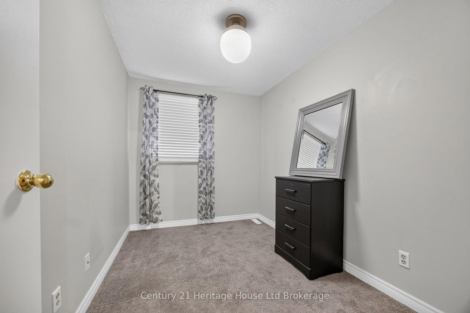 1115 Nellis Street • #33 • Woodstock, ON photo 18