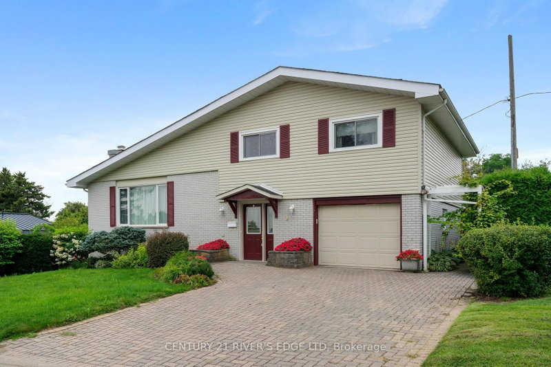 1 Hardy Crescent