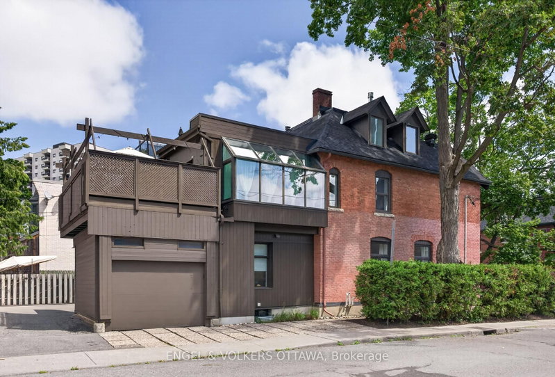 73 Gilmour Street