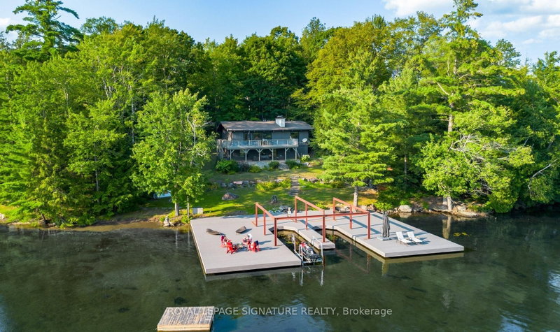 1216 Hamills Point Road