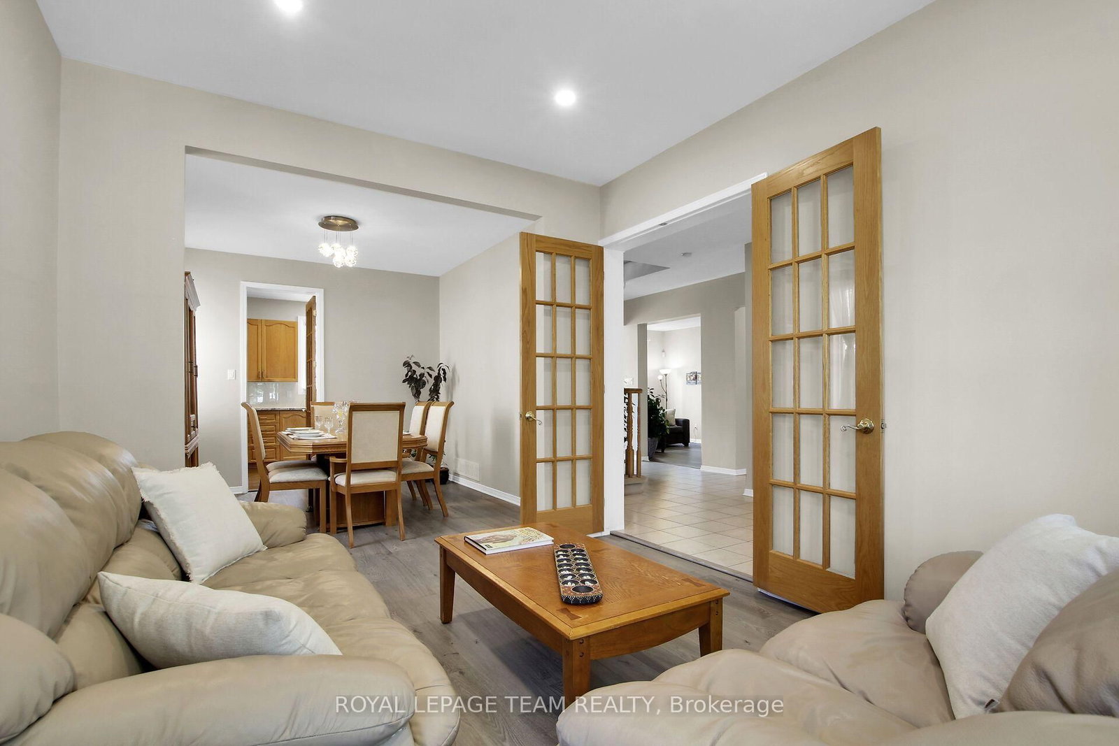 12 Mattawa Crescent • Ottawa, ON photo 12