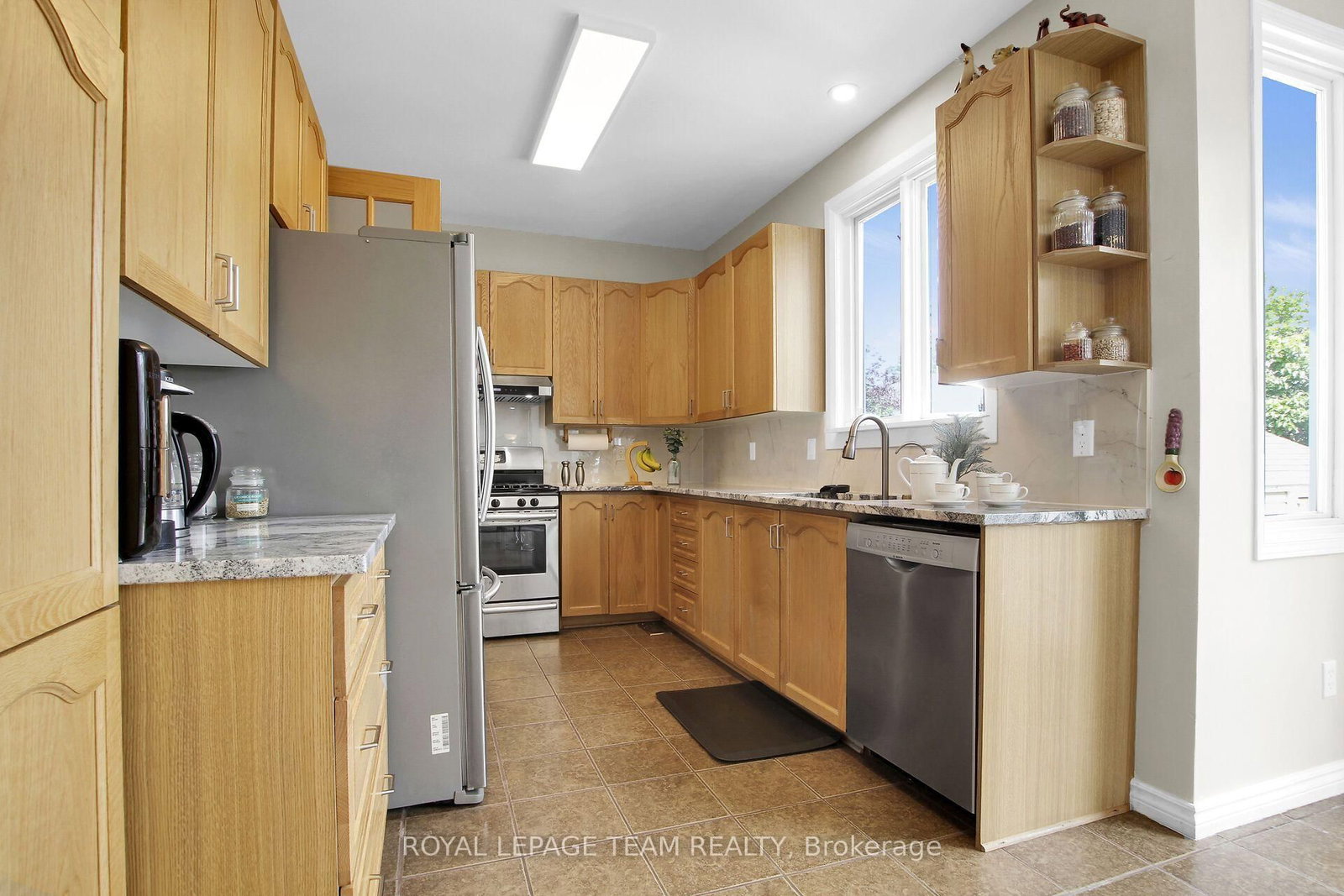 12 Mattawa Crescent • Ottawa, ON photo 15