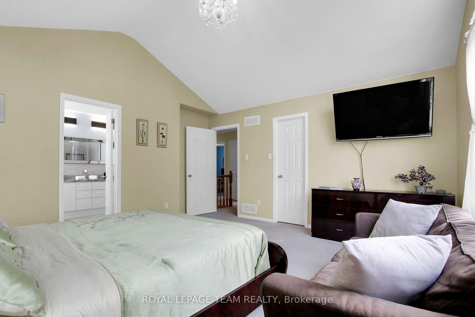 12 Mattawa Crescent • Ottawa, ON photo 31